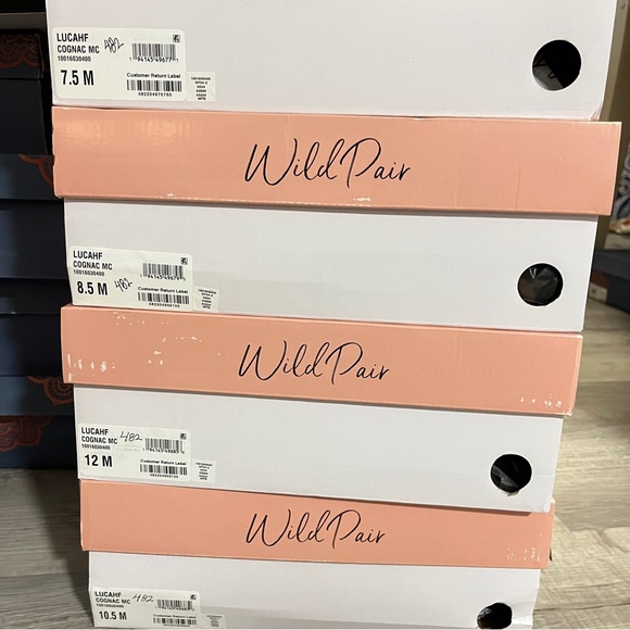 Wild Pair Lucah Women’s Cognac  Western Boots with Gold Accents, Mixed Sizes - Picture 10 of 10